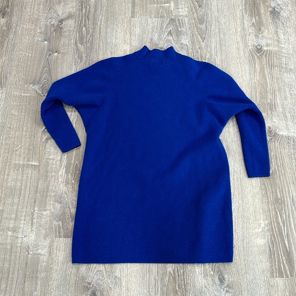 Hatch Blue Sweater Size One - Picture 2 of 2